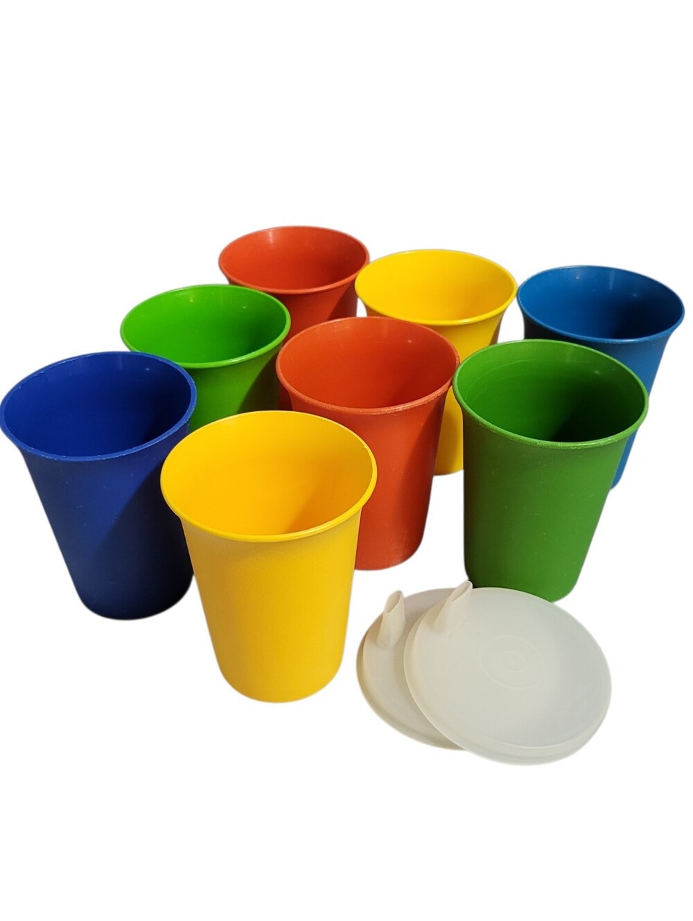 Set of 8 Tupperware Bell Tumblers 7 Oz #109 Red Green Blue Yellow 2 Sippy Lids